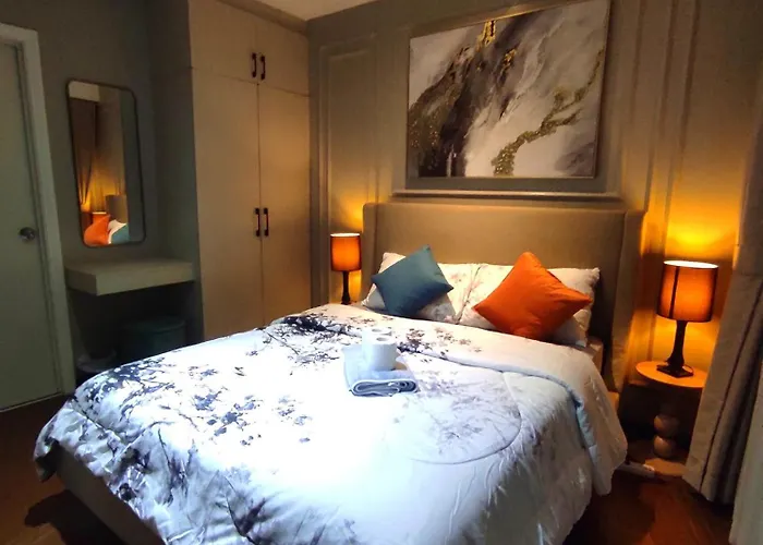 Aparthotel Elegant Stylish 1 Bedroom Balcony And Bay View Free Sauna Pool Gym Makati 4*