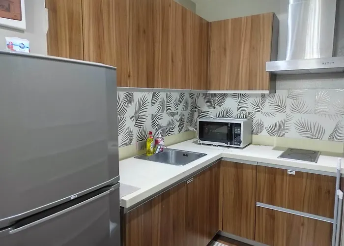 Elegant Stylish 1 Bedroom Balcony And Bay View Free Sauna Pool Gym Makati 4* Manila