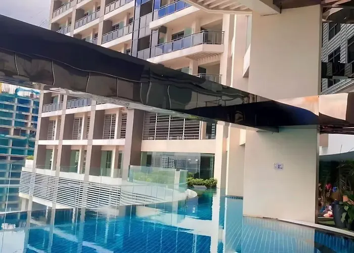 Elegant Stylish 1 Bedroom Balcony And Bay View Free Sauna Pool Gym Makati