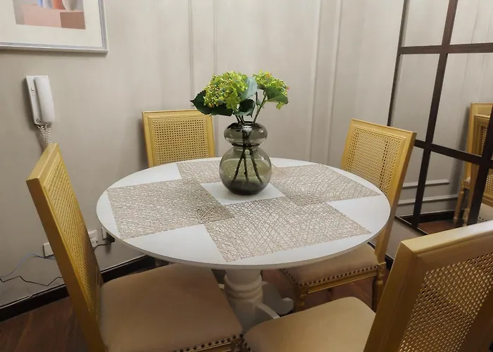 Elegant Stylish 1 Bedroom Balcony And Bay View Free Sauna Pool Gym Makati Aparthotel Manila